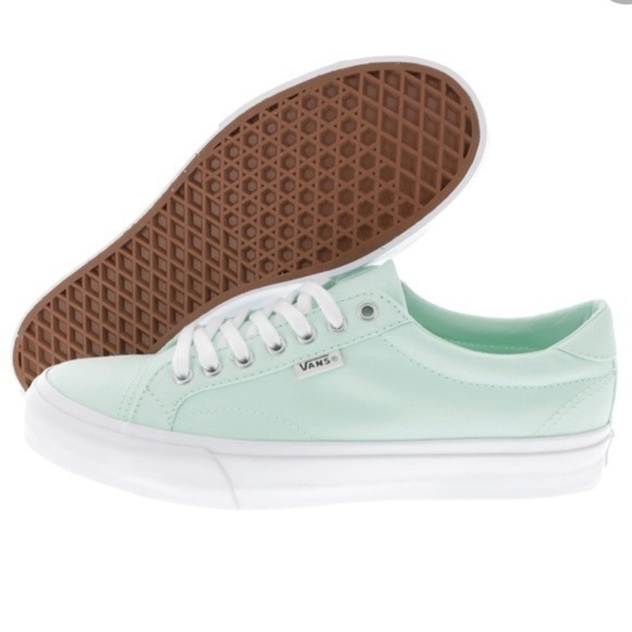 Vans Women's Court Mint/White - Picture 1 of 9